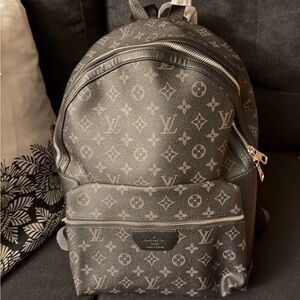 Men's Backpack - Black/Gray